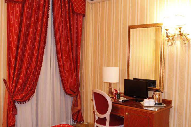 Single room sistina hotel rome Single room sistina hotel rome